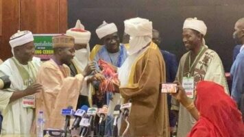 Gov. Matawalle Swears Publicly With A Quran, Denies Link With Banditry, Kidnapping