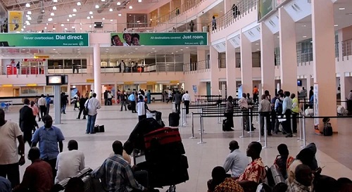 FG Directs Airlines To Refund Complete Airfares To Passengers After Two-hour Delay