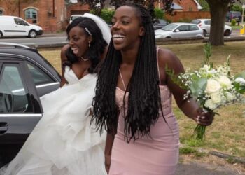 Bride Forced To Stand By The Road To Beg For Ride On Her Wedding Day As Car Breaks Down On The Way To Church