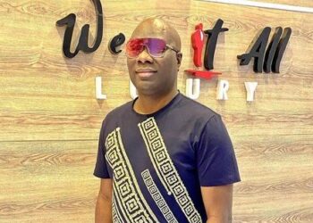 Drama Looms As Alleged Fraudster, Mompha Gives EFCC 14 Days Ultimatum To Apologize