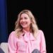Spanx CEO Sara Blakely Gives All Employees 2 Plane Tickets And $10,000 Each (Photo+Video)