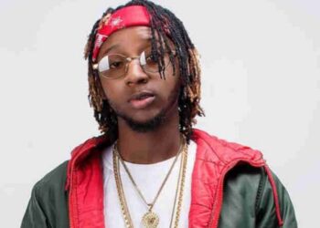 Naira Continues To Fall As $2m Is Now N1 billion, “Expect Many Young Billionaires In Nigeria From 2022 Onward” – Rapper Yung6ix
