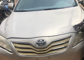 Drama As Lagos Police RRS Intercepts Car Stolen In Abuja By Owner’s Driver (Photos)