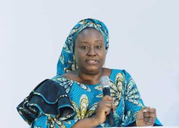 COVID-19: FG Asks Grade Level 12 Civil Servants, Others To Resume December 1