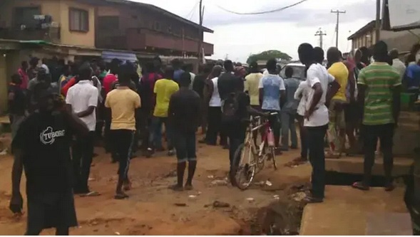 Horror As Wedding Guest Vomits Blood, Dies In Hotel Toilet