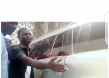 Driver Weeps As US Man He Is Suppose To Take To Airport Trapped In Ikoyi Collapsed Building (Video)