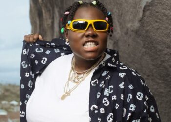 Nigerian Man Calls Out Teni, Over Unfulfilled N100K Promise (Photo & Video)