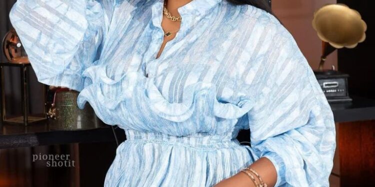 ‘Davido No Get Two Heads, I Am Waiting For 1 Million Naira Alerts From My Friends’ – Mercy Aigbe