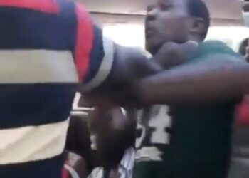 Watch The Moment Two Passengers Fight Dirty Inside An Airplane (Video)