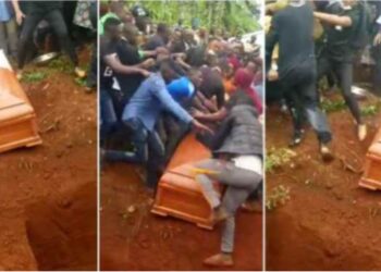 Drama As Mourners Drop Coffin, Engage In A Nasty Fight Over Where To Bury Corpse (Video)