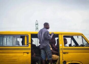 Lagos Commercial Bus Operators To Pay N292,000 Annually Fee To State Government