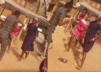 Drama As Two Teenage Friends Fight A Boy After They Discovered That He’s Dating Both Of Them (Video)