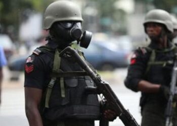 Police Arrest Six Persons After Gun Battle Between Hoodlums, Hunters Leaves One Dead In Osun