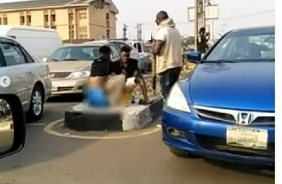 Watch Suspected Yahoo Boys Filmed Defecating And Eating It in Imo State (Video)