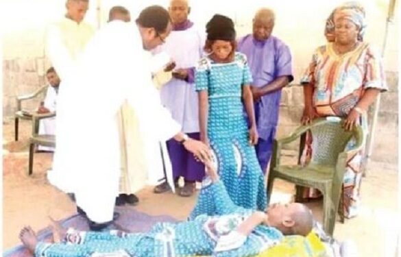 People Criticize Me For Wedding My Bedridden Husband, But I don’t Care – Wife Of Benue Electrocuted Electrician Speaks