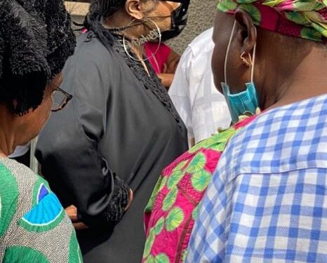 “His Skin Was Irritating” – Lady Raises Alarm After Bumping Into Bobrisky In Ikeja