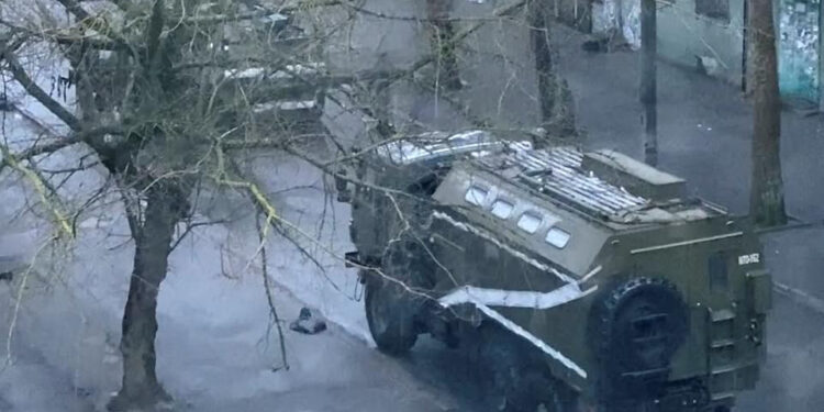 First Major Ukranian City Falls to Russian Forces, Mayor Tells Residents to Obey Putin’s Soldiers