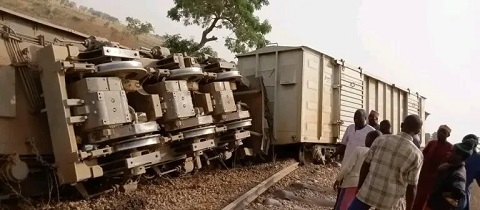 Driver Dies As Lagos-Kano Train Derails In Kaduna