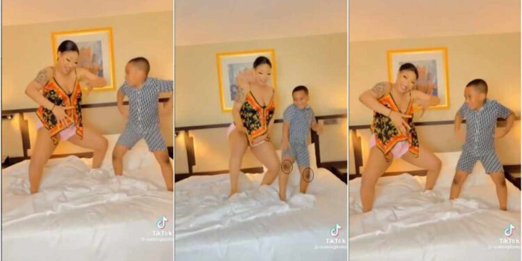 She Don Bleach The Boy Finish – Fans Drag Tonto Dikeh Over Son’s Dark Knuckles (Photo/Video)