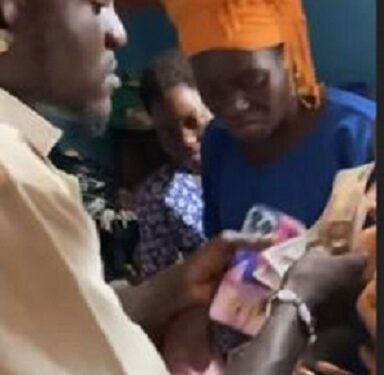Singer Portable Visits New Mother Of Twins, Gives Her Cash Gift (Video)