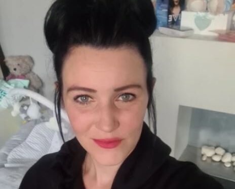 Mum Drags Son To Girl’s House To Apologise For Calling Her ‘Fat’ And ‘Ugly’ (Screenshots)