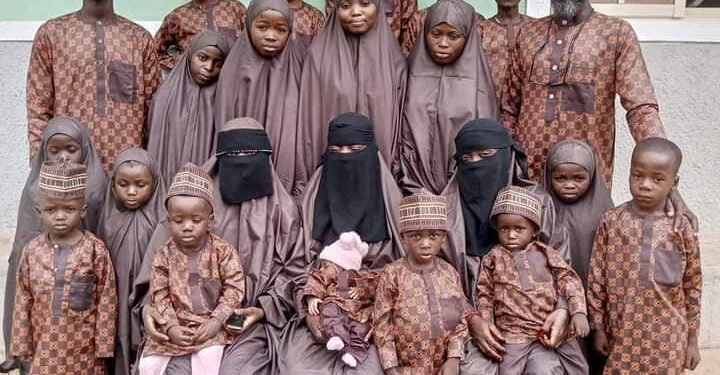 Nigerian Man Celebrates Sallah With His Three Wives And 19 Children (Photos)