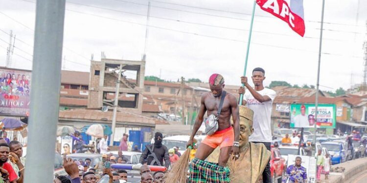 Singer, Davido Unfollows Portable For Campaigning For Osun Governor, Oyetola