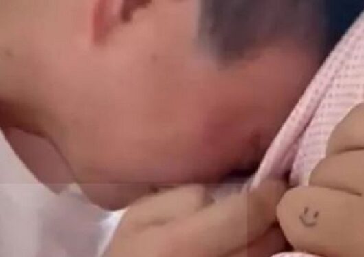 Chinese Man Weeps Profusely After Tutoring Son Daily For 1 year And He Scored 6/100 On Math Exam (Photos)