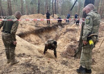Ukranian Govt Finds Mass Grave Of More Than 440 Bodies Found In Recently Liberated Izium (Photos & Video)