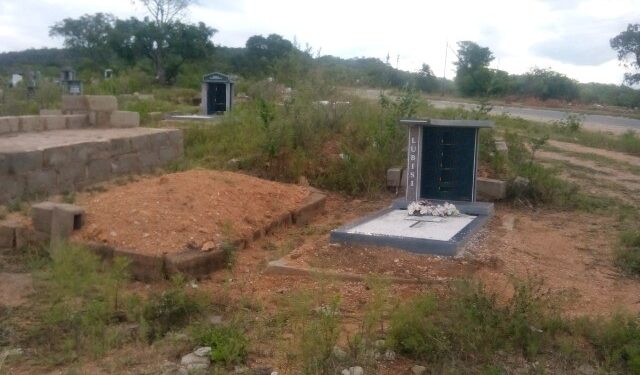 Gombe Police Arrest Man For R#ping 16-year-old Girl On A Grave