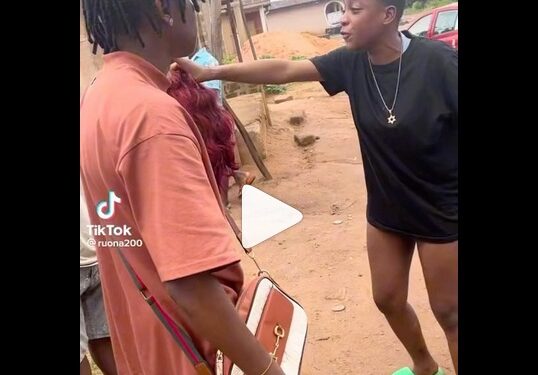 Nigerian “Runs Girl” Scolds Her Client Who Told Her That He Only Sleeps With Women Who Wear Bone Straight Hair (Video)