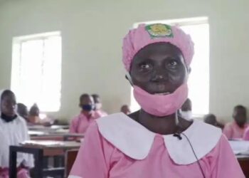 Meet 51-Year-Old Woman Who’s A Secondary School Student In Kwara (Photo)