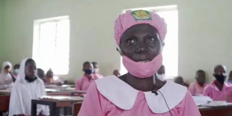 Meet 51-Year-Old Woman Who’s A Secondary School Student In Kwara (Photo)