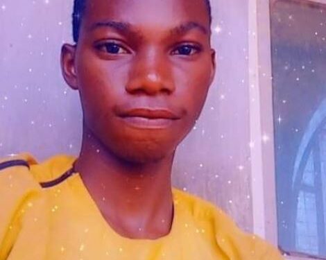 “I Wish I Can Have My Own Personal Girlfriend But Here In Nigeria, We Share Everything” – Young Man Laments