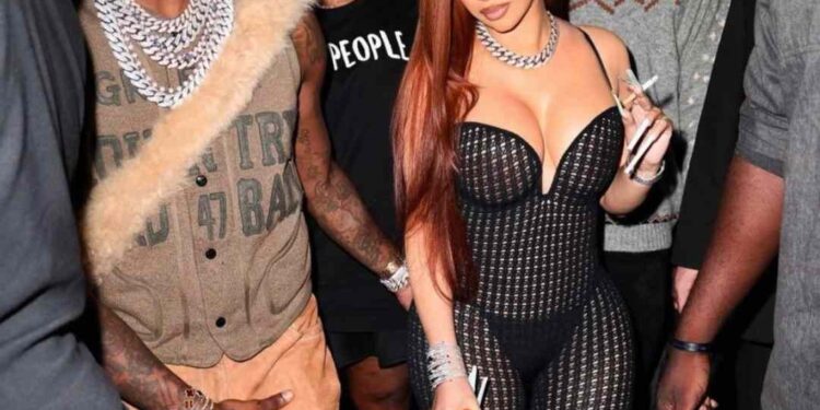 Cardi B Shares Message Her ‘Horny’ Husband Offset Sent (Screenshots)