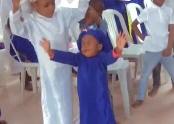 Little Girl “Under The Influence Of The Holy Spirit” Goes Viral (Video)