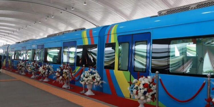 Gov Sanwo-Olu Inaugurates Blue Line Rail In Lagos (Photos)