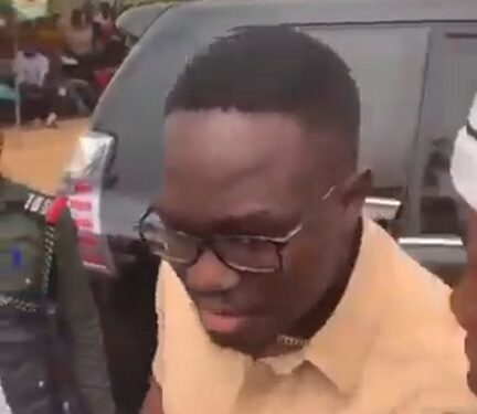 Outrage As Abia State Governor’s Son Arrives Event With Long Convoy And Police Escorts (Video)