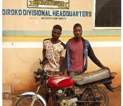 2 Men Arrested While Fighting Over Stolen Bike In Ogun