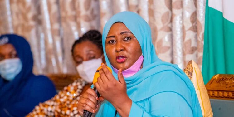 Old Naira Notes: Aisha Buhari Speaks After Spreading Fake News On CBN Directives