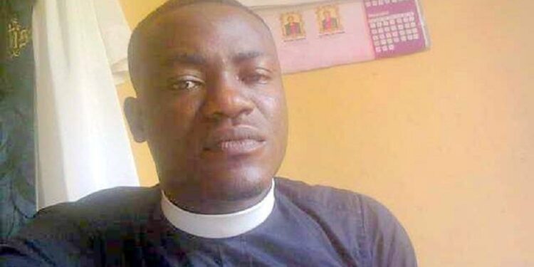 No Sane Nigerian Should Vote for APC – Pastor Warns Members
