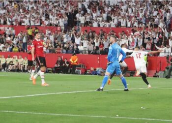 Sevilla Embarrass Man United Out Of Europa League Quarter-Finals