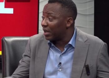 Wicked People, You Could Not Make 4 Refineries Work In 8 Years – Sowore Blasts Buhari Over Dangote Refinery