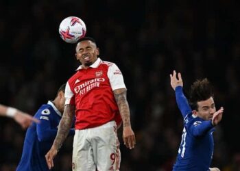 Arsenal Defeat Chelsea To Overtake Manchester City