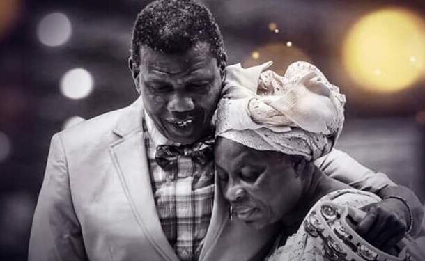 RCCG’s Pastor Adeboye Prays To Die Same Day With His Wife