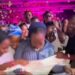 Drama As Fans Fight Over Wizkid’s Shirt During UK Concert (Video)