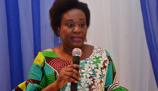 There Are No Plans To Reduce Working Days – FG Tells Civil Servants