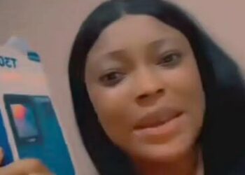 Lady Laments As Man Who Promised iPhone 12 After A Night Together Sends Her Torchlight Phone (Video)