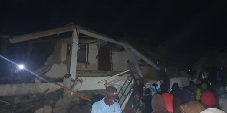 Many Feared Dead As Multi-storey Building Collapses in Abuja (Video)