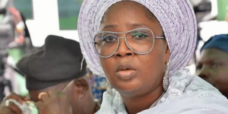 Tinubu’s Daughter Decorated As Aare Oja In Middle-Belt State (Photo)